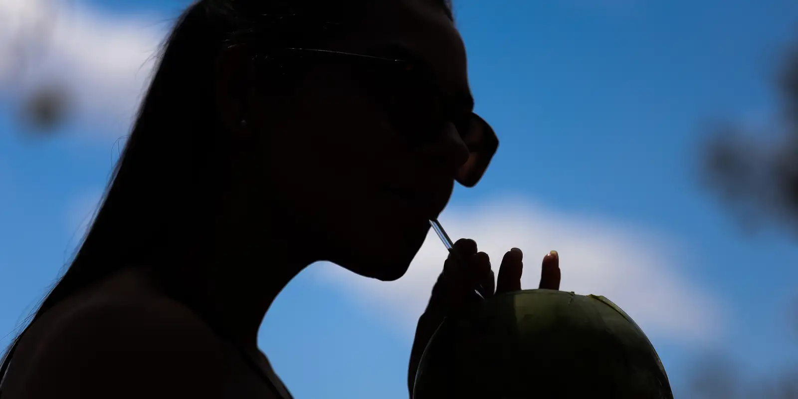 Frente fria afasta-se, temperaturas sobem e Bahia terá pancadas isoladas