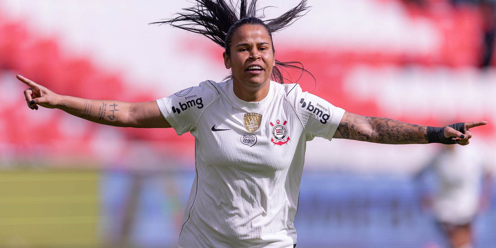 Corinthians vence Colo-Colo e estreia com triunfo na Libertadores