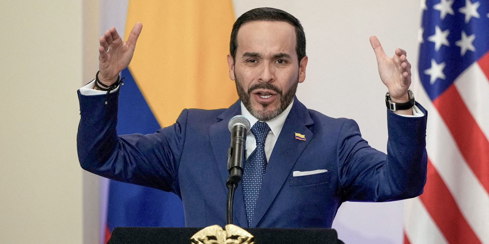 Governo colombiano assina decreto que amplia controle sobre protestos