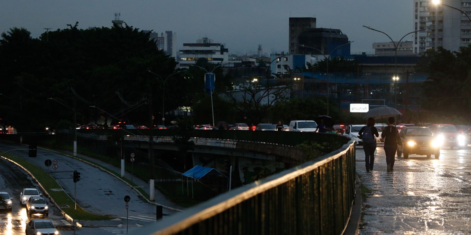 Inmet alerta chuva no Centro-Oeste e Sudeste; Sudoeste da BA tem baixa umidade
