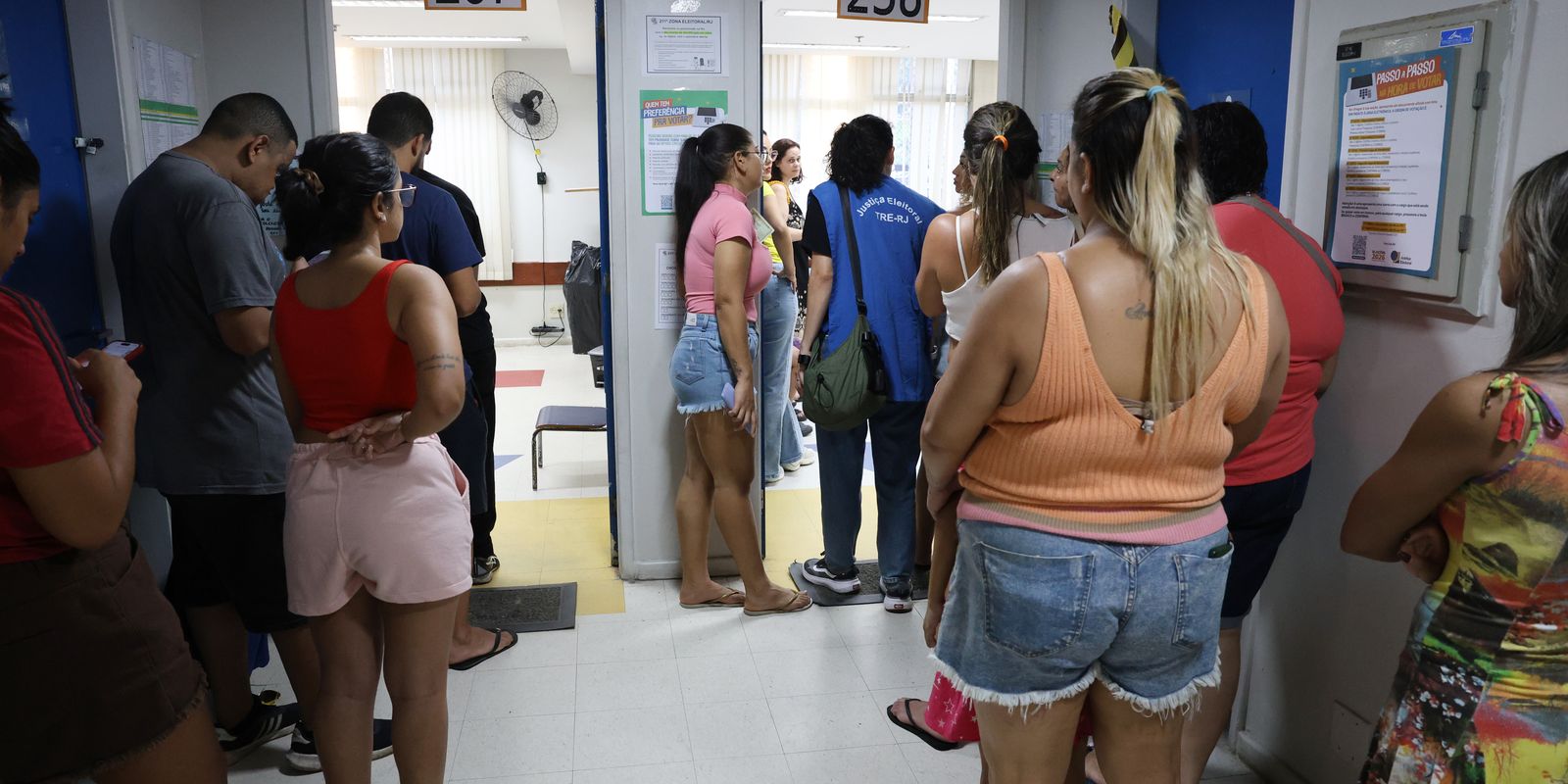 MPE cobra Justiça Eleitoral por aviso urgente a 130 mil eleitores