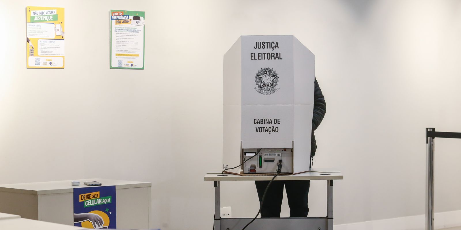 Neste domingo, sete municípios elegem prefeitos e vices