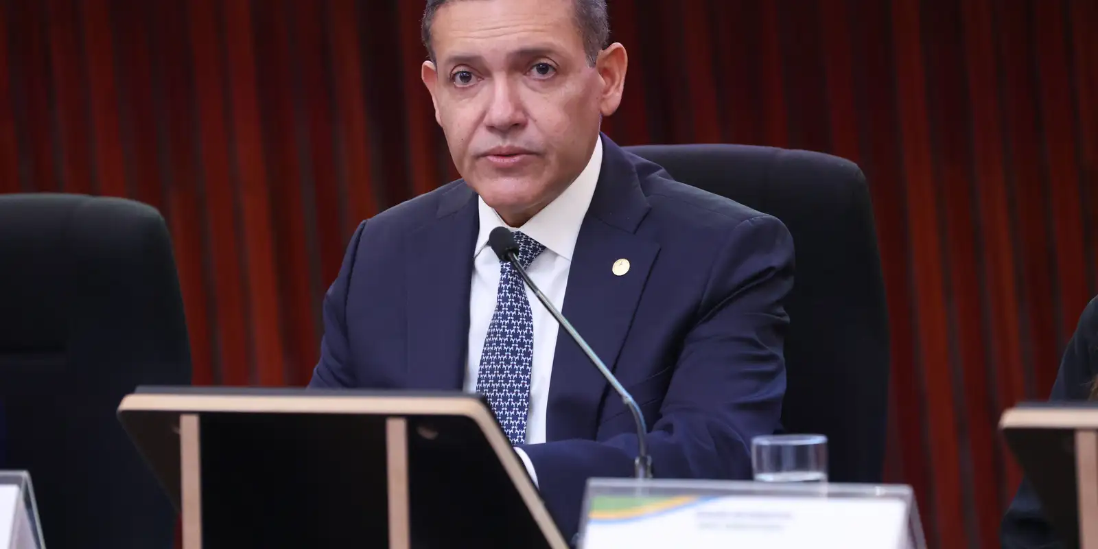 Nunes Marques manda tirar 20 posts com deepfakes que atacavam Lula