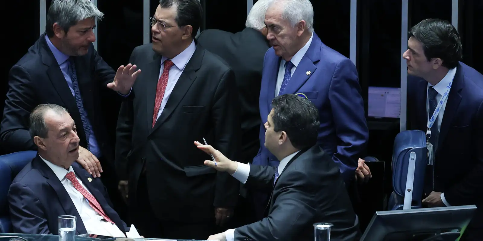 Senado aprova calendário especial e leva PEC da Segurança a voto em 15/10