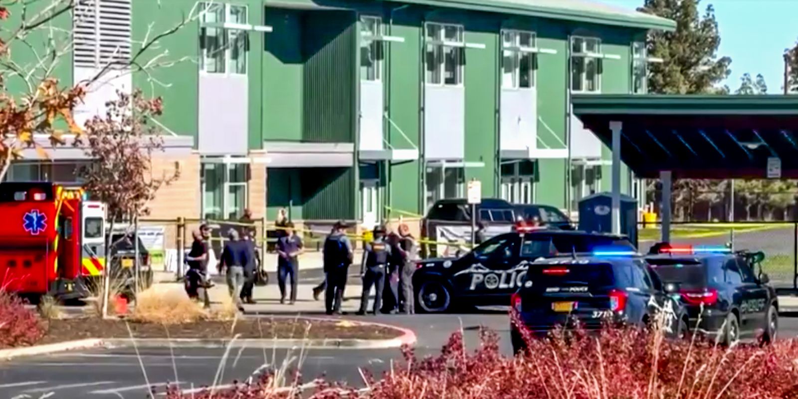 Tiroteio em escola de Bend: adolescente de 16 anos mata quatro, três são crianças