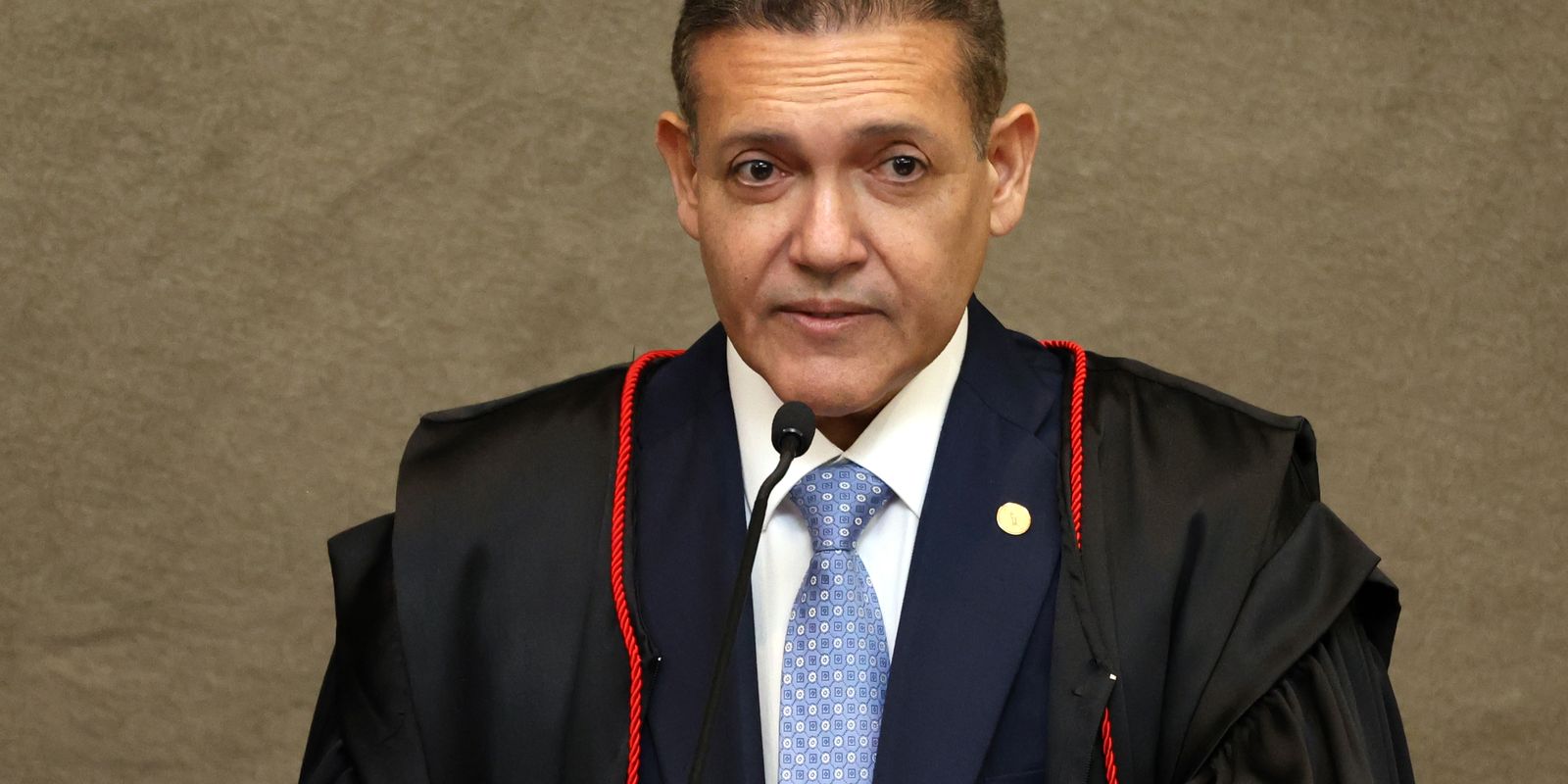 TSE suspende canal 'Exército do Lula' no WhatsApp por desinformação